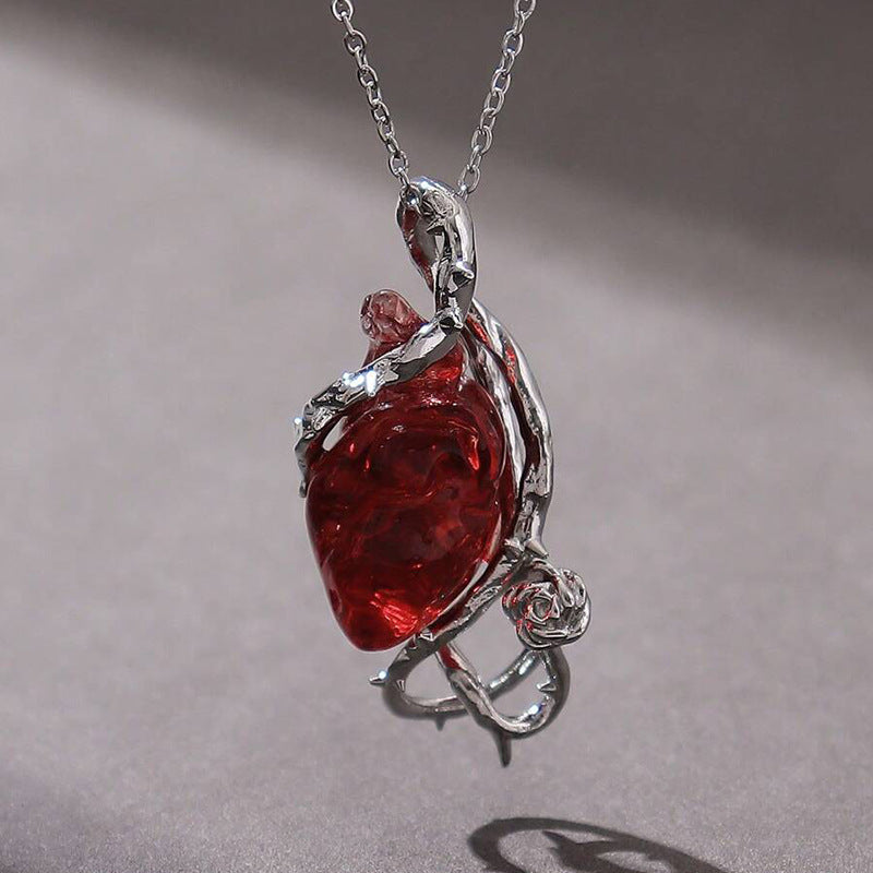 Wholesale Heart Couple Necklace Exaggerated Design Thorn Vine Flower Clavicle Chain Halloween Pendant